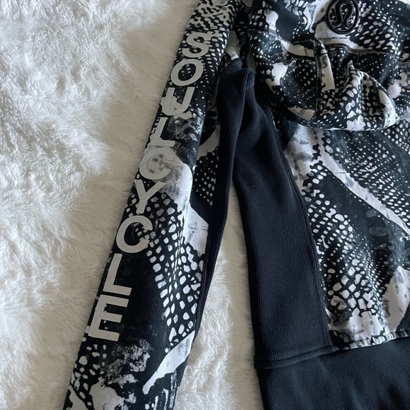 lulu lemon soul cycle scuba - Picture 3 of 3